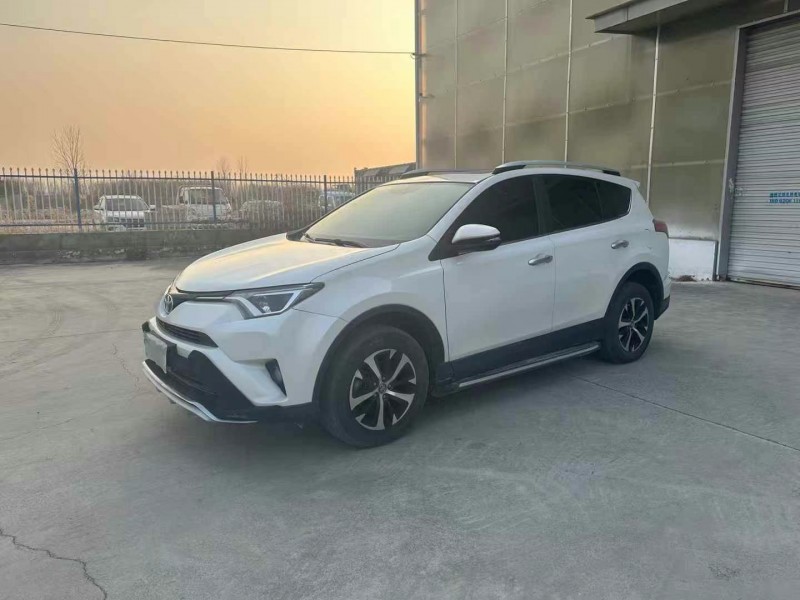 徐州18年丰田RAV43