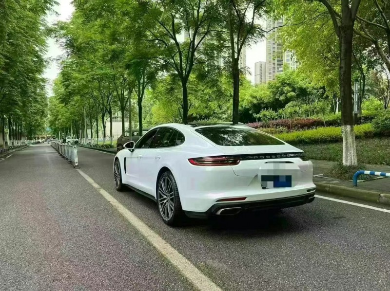 重慶19年保時捷帕拉梅拉4