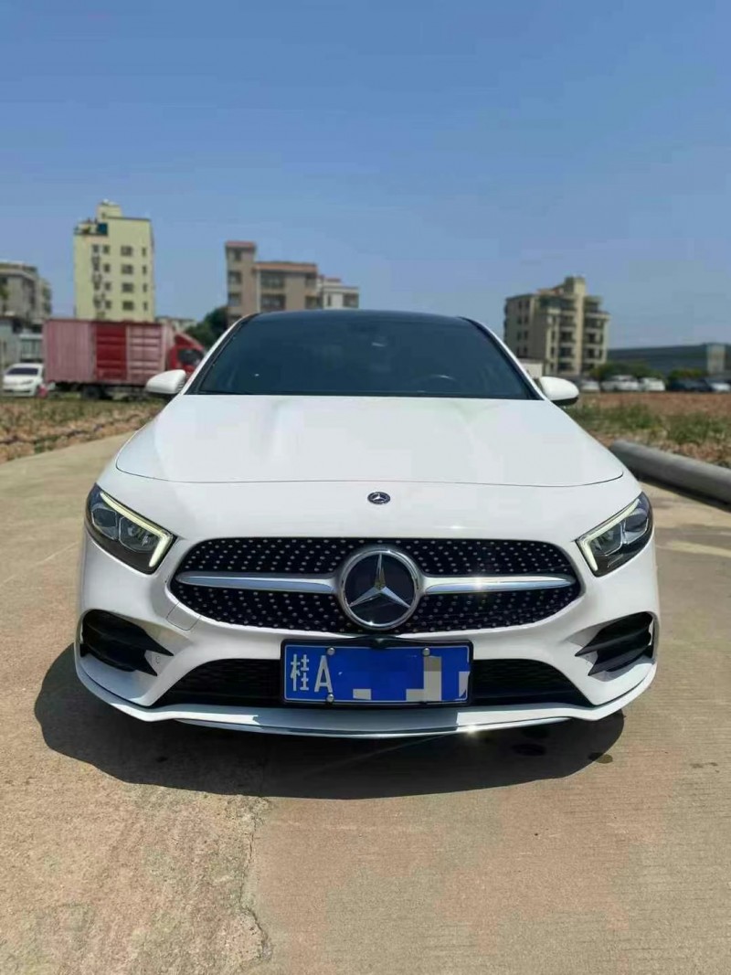 广州19年奔驰A1
