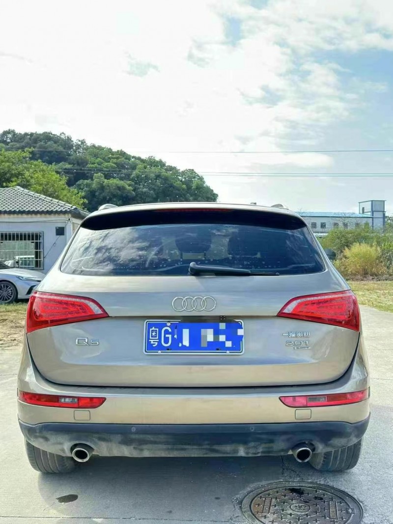 广州12年奥迪Q59