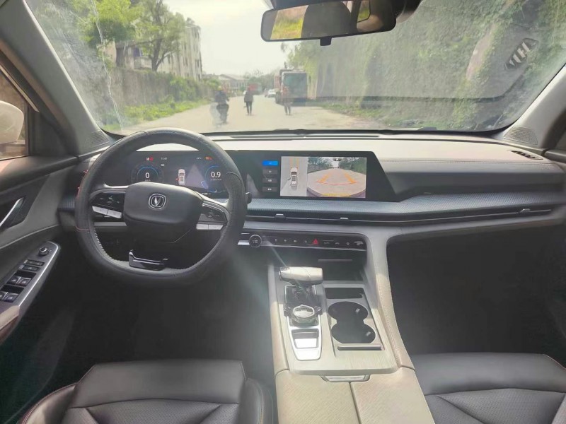 徐州23年長安汽車CS757