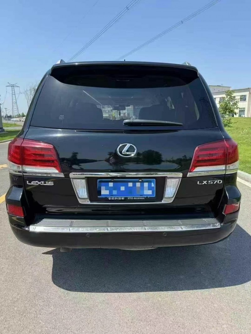 广州12年雷克萨斯LX9