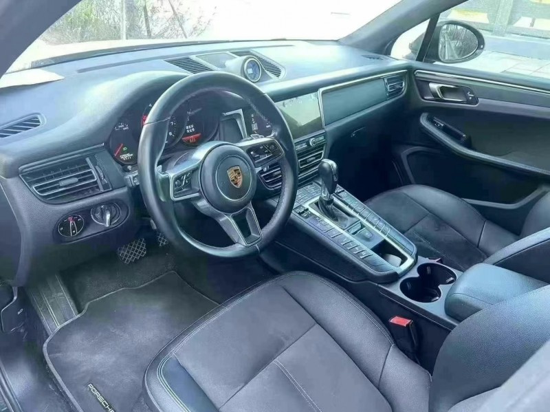 韶關20年保時捷Macan8