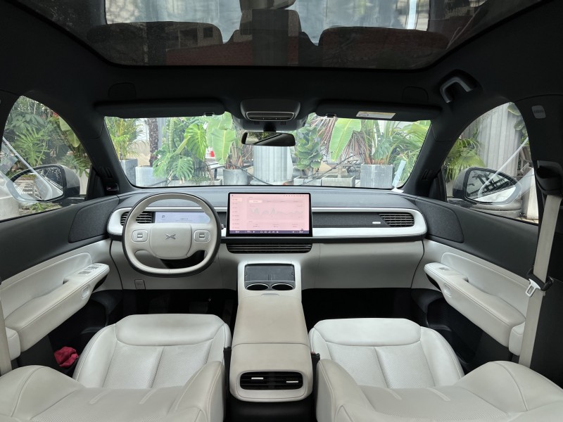 東莞23年小鵬汽車G64