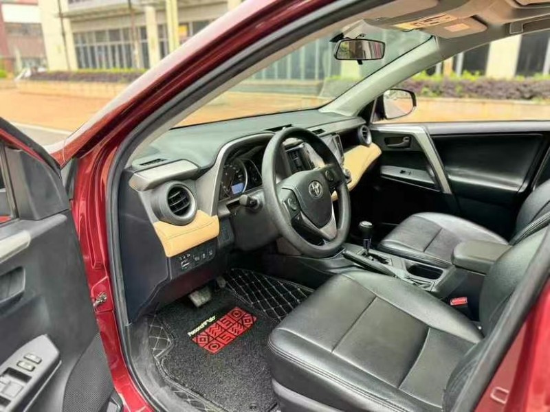 东莞16年丰田RAV4荣放3