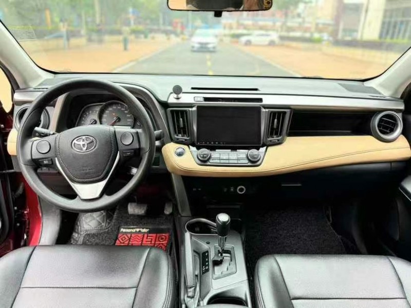 东莞16年丰田RAV4荣放6
