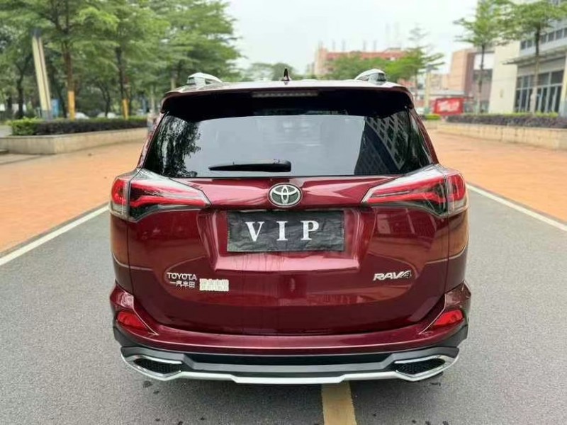 东莞16年丰田RAV4荣放8