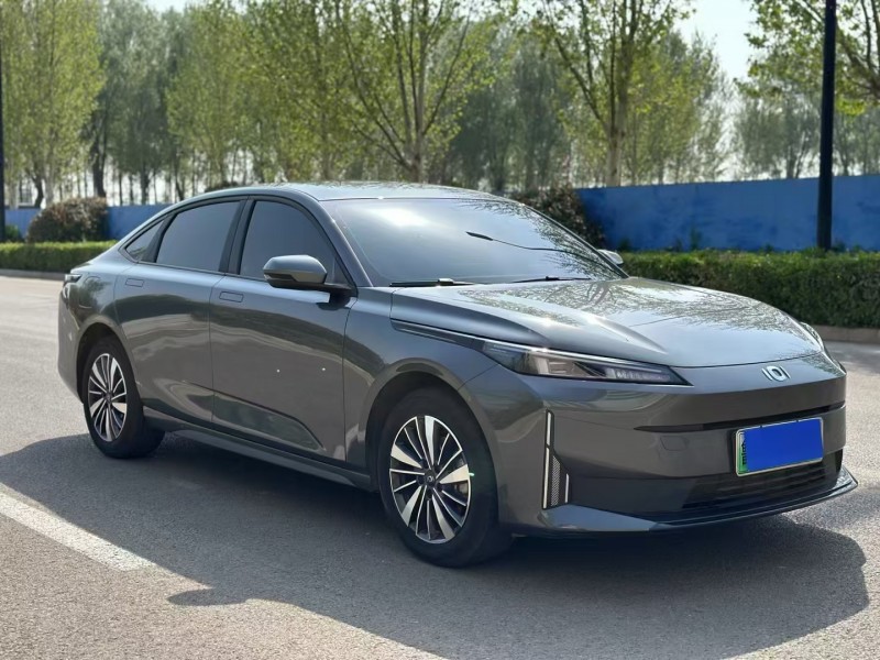 濟寧24年長安汽車啟源2