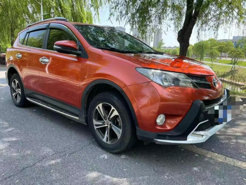淮安16年豐田RAV4榮放3