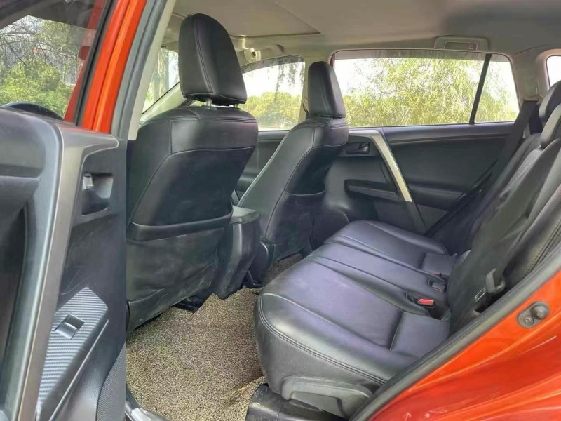 淮安16年豐田RAV4榮放6