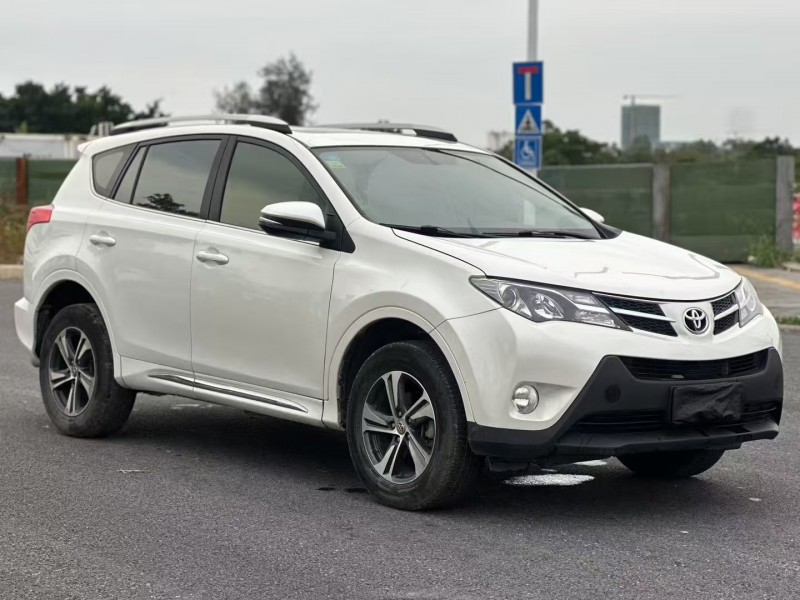 汕頭16年豐田RAV4榮放2