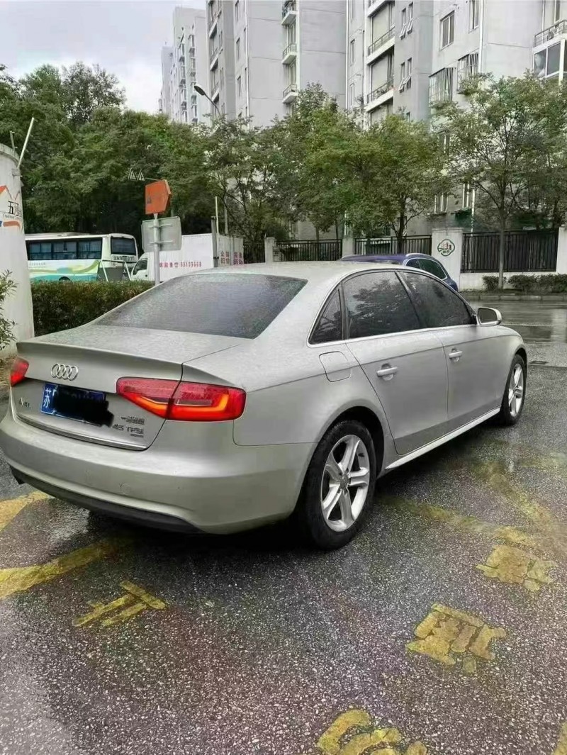 徐州15年奥迪A4L7