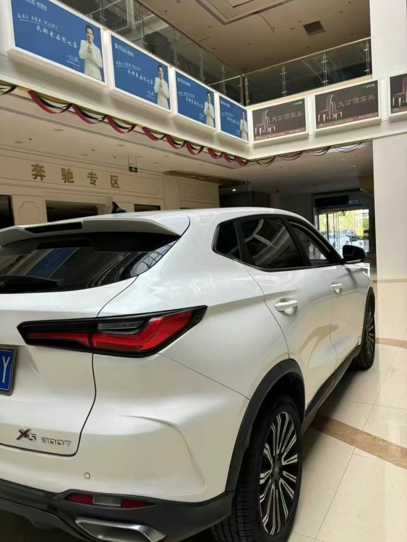 蚌埠21年長安汽車歐尚9