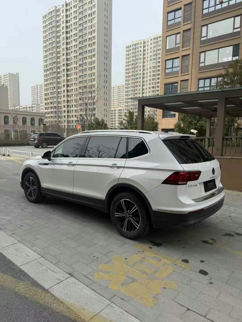 徐州21年大众途观5