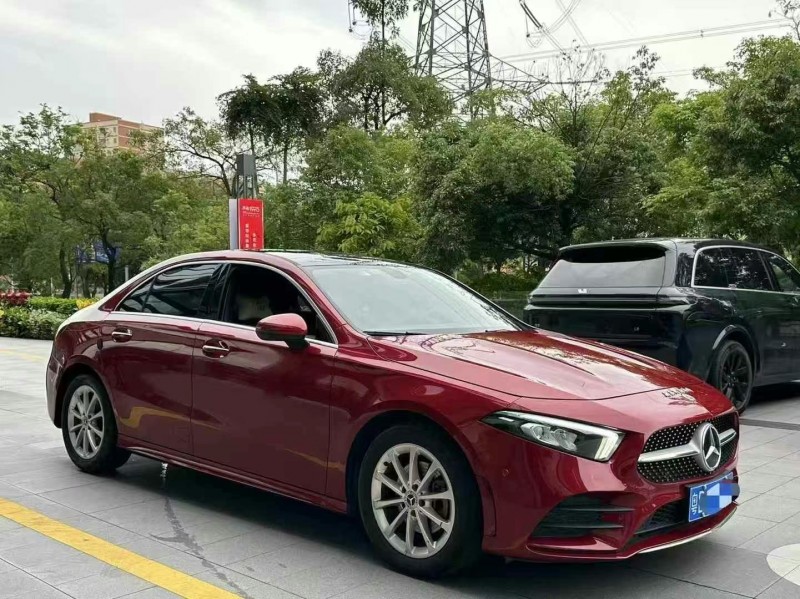 广州20年奔驰A3