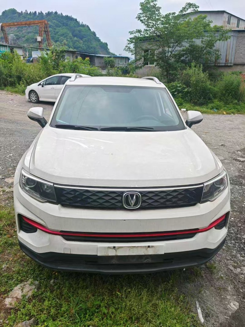六盤水21年長安汽車CS351