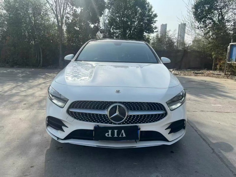 徐州22年奔驰A1