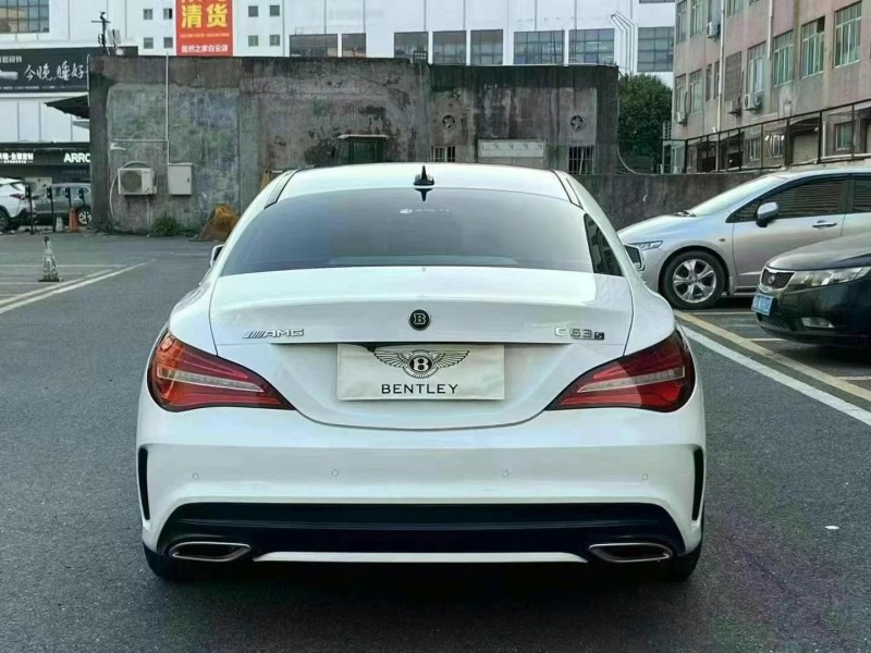 广州18年奔驰CLA9