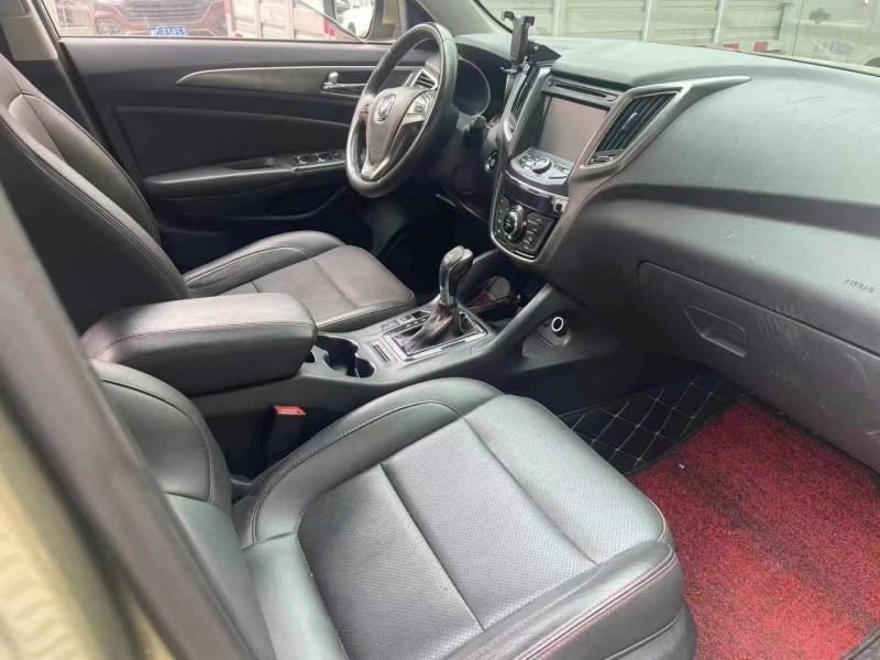 濰坊17年長安汽車CS755