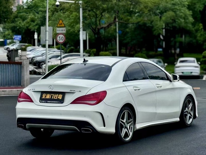 广州15年奔驰CLA8