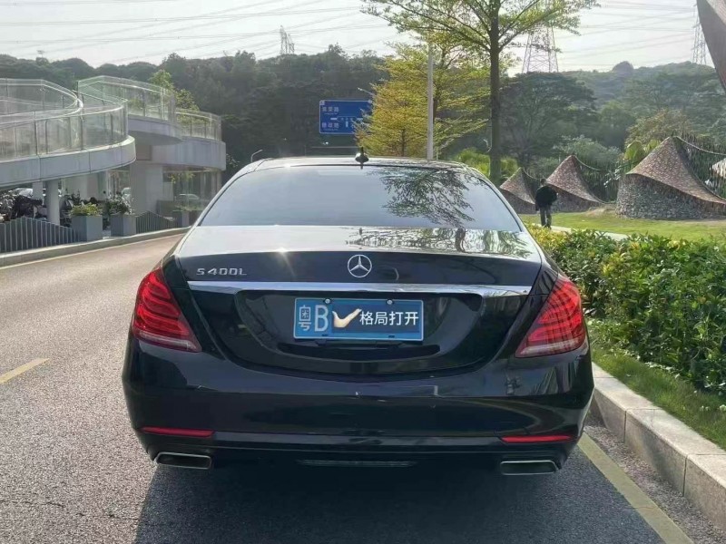 深圳14年奔馳S9