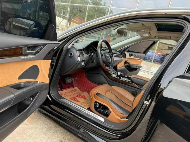 徐州18年奥迪A8L4