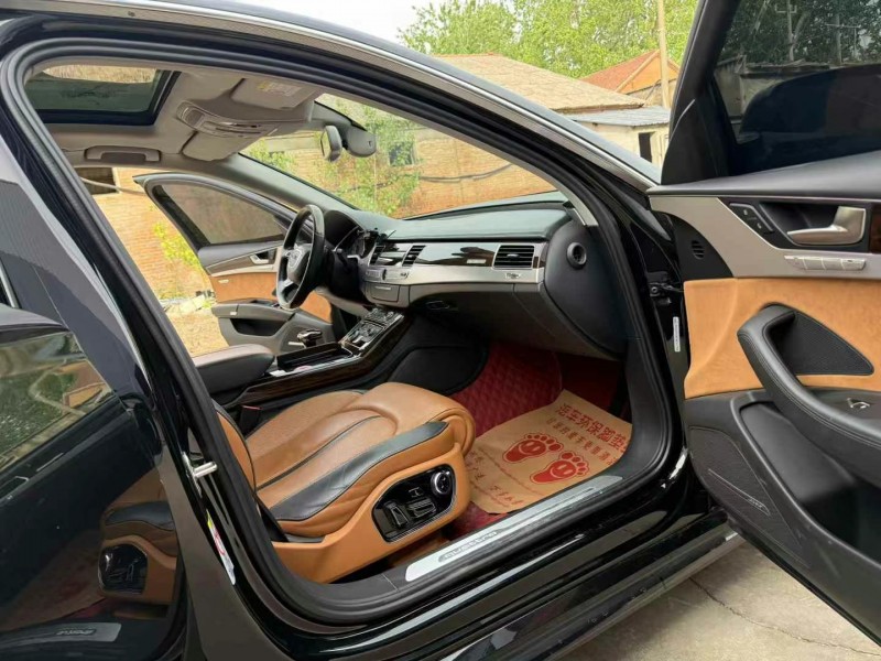 徐州18年奥迪A8L6