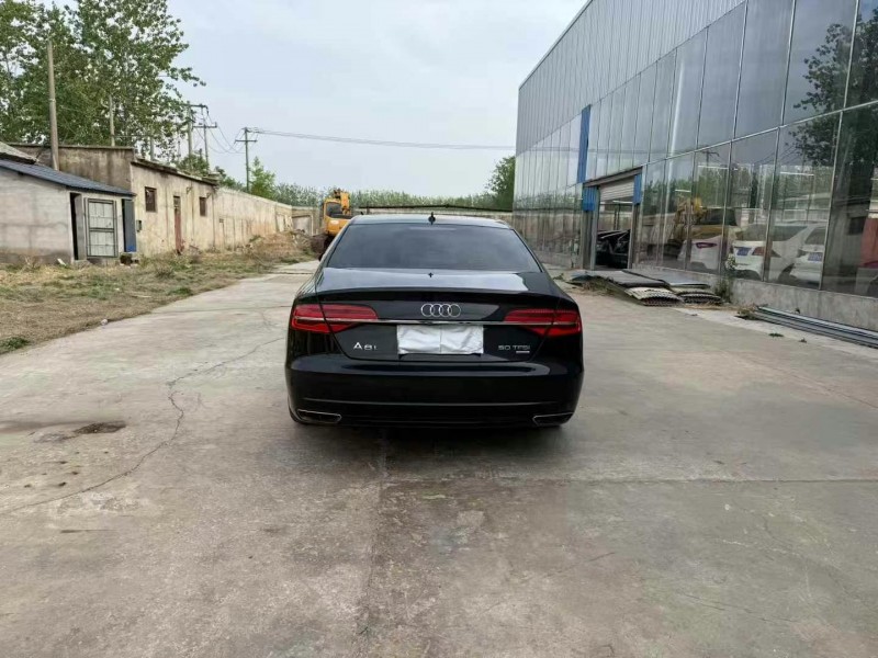 徐州18年奥迪A8L9