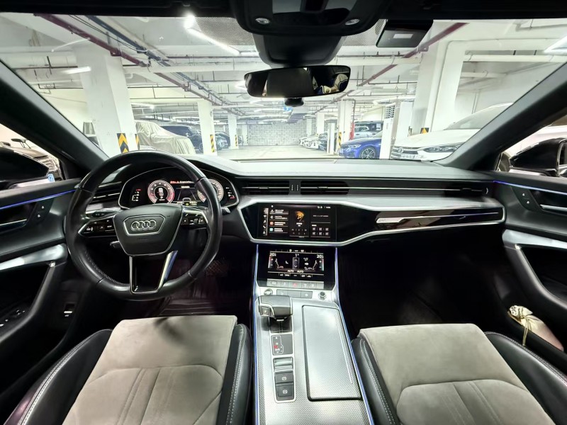 广州22年奥迪A6L8