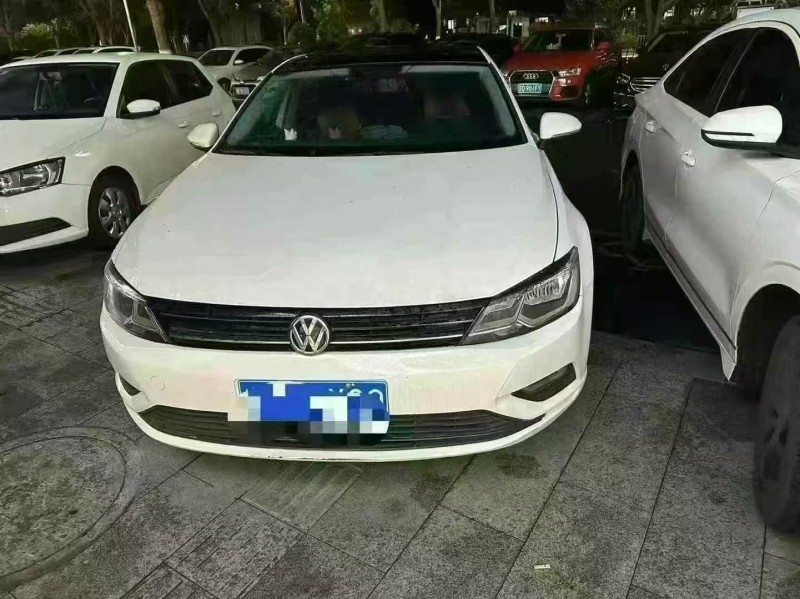 徐州18年大众凌渡1