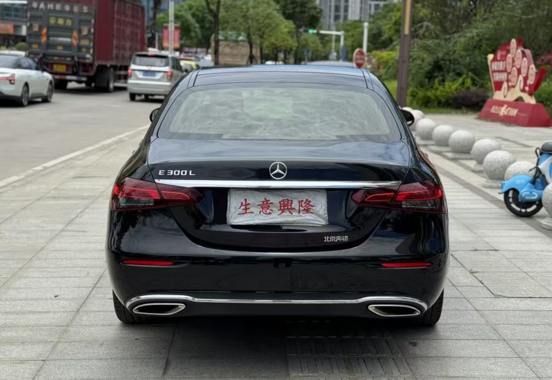 广州22年奔驰E9