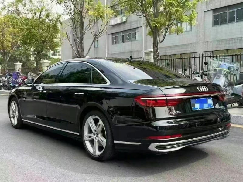 广州23年奥迪A8L7