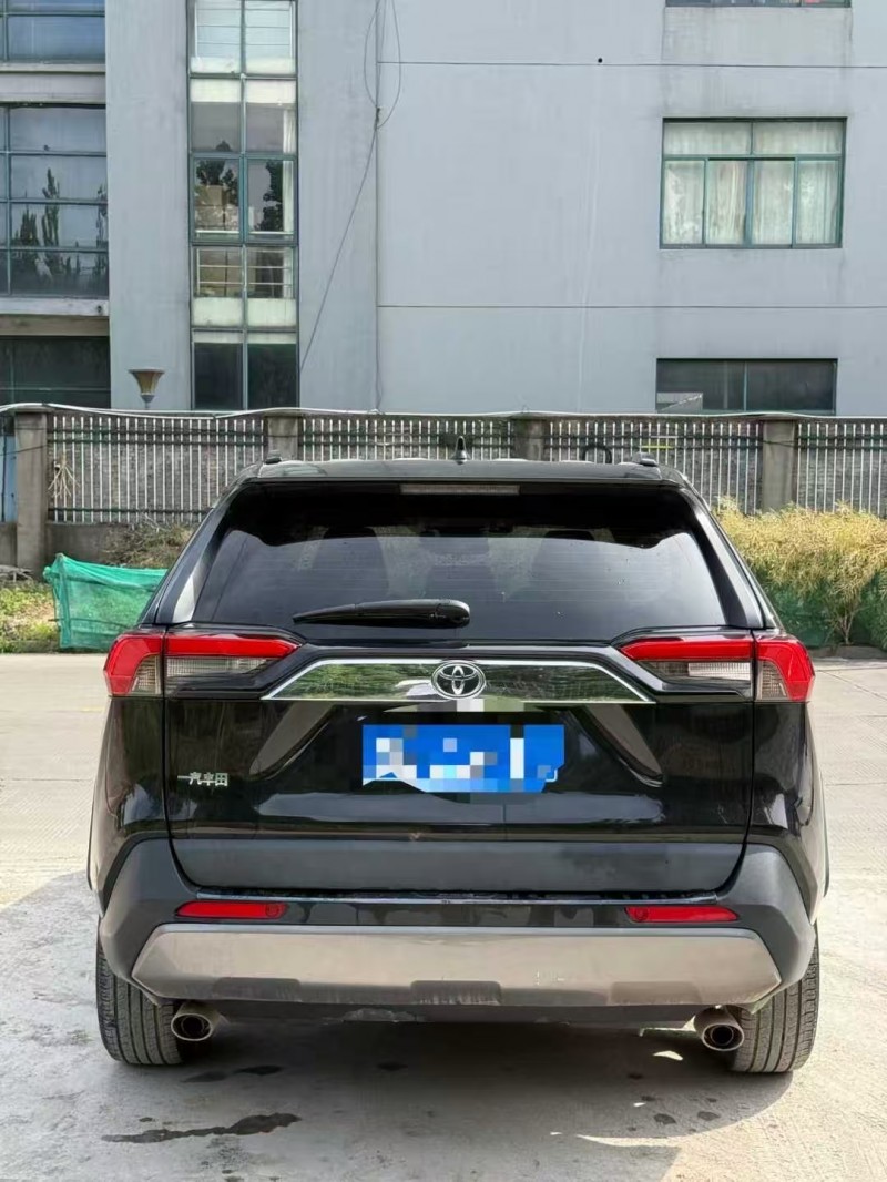 金華20年豐田RAV4榮放6