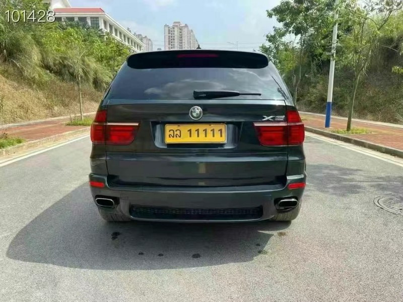 南寧11年寶馬X59
