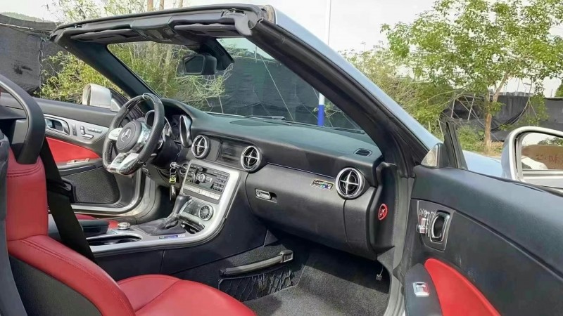 广州11年奔驰SLK5