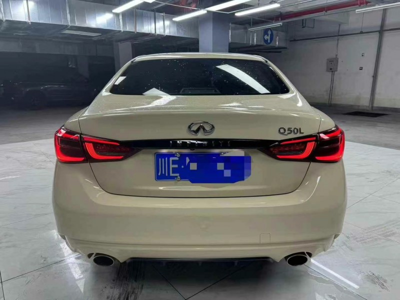 成都20年英菲尼迪Q50L2