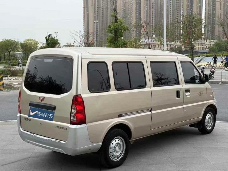 東莞22年五菱汽車榮光7