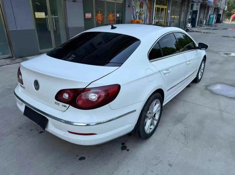 广州12年大众CC8