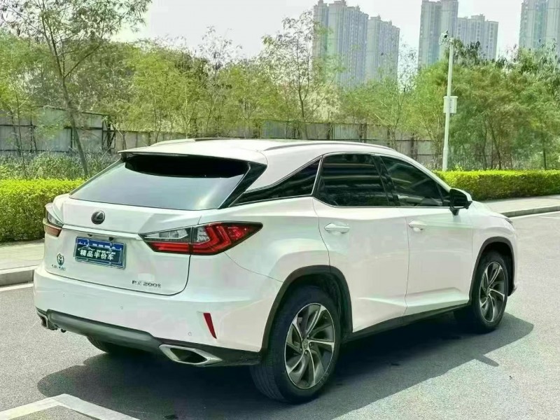 東莞16年雷克薩斯RX8