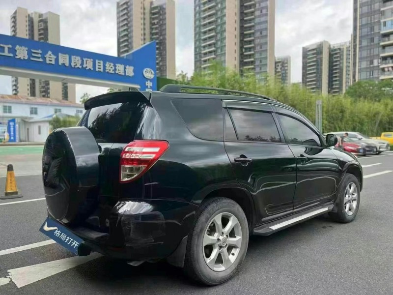 广州11年丰田RAV48