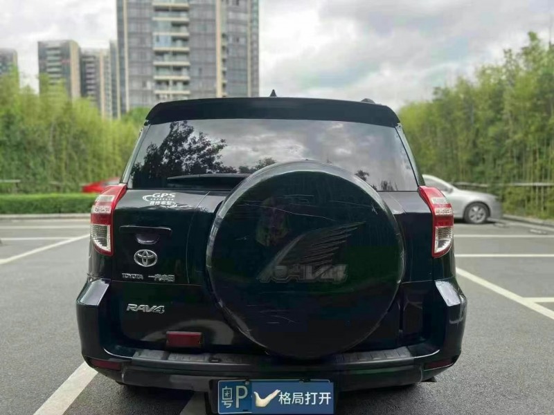 广州11年丰田RAV49