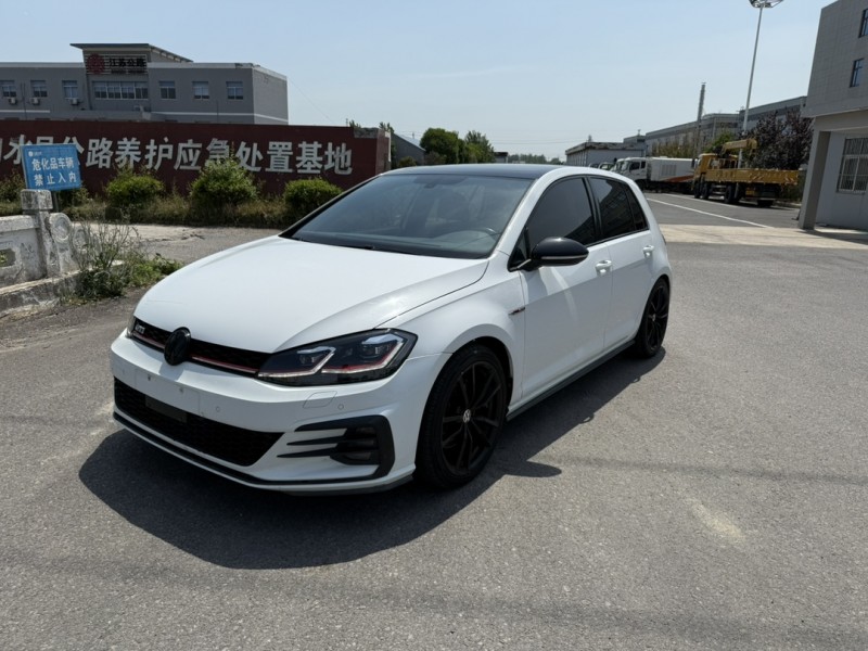 盐城18年大众高尔夫2