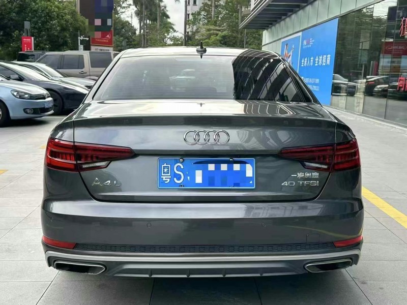 广州19年奥迪A4L9