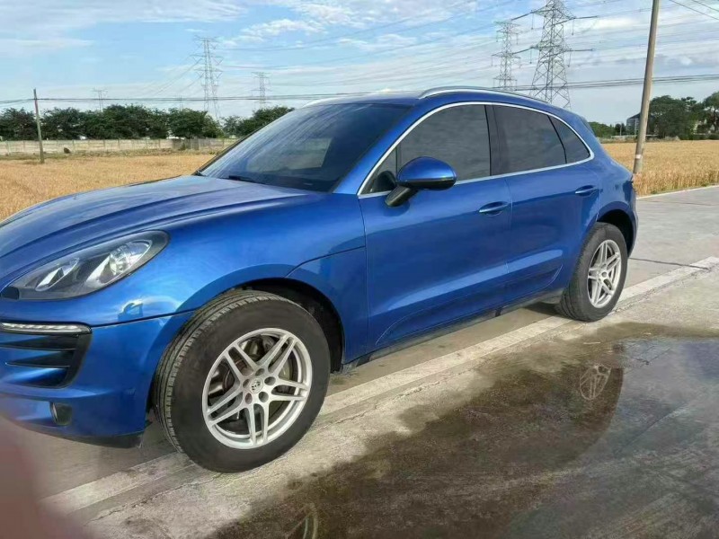 南京17年保時捷Macan3