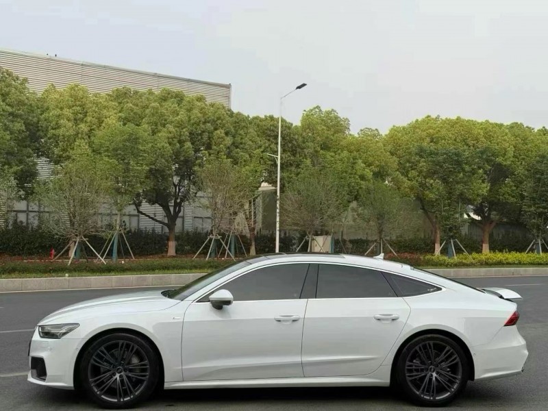 广州20年奥迪A7L4
