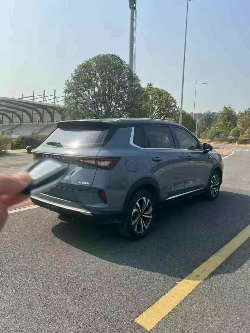 桂林22年五菱汽車星辰7