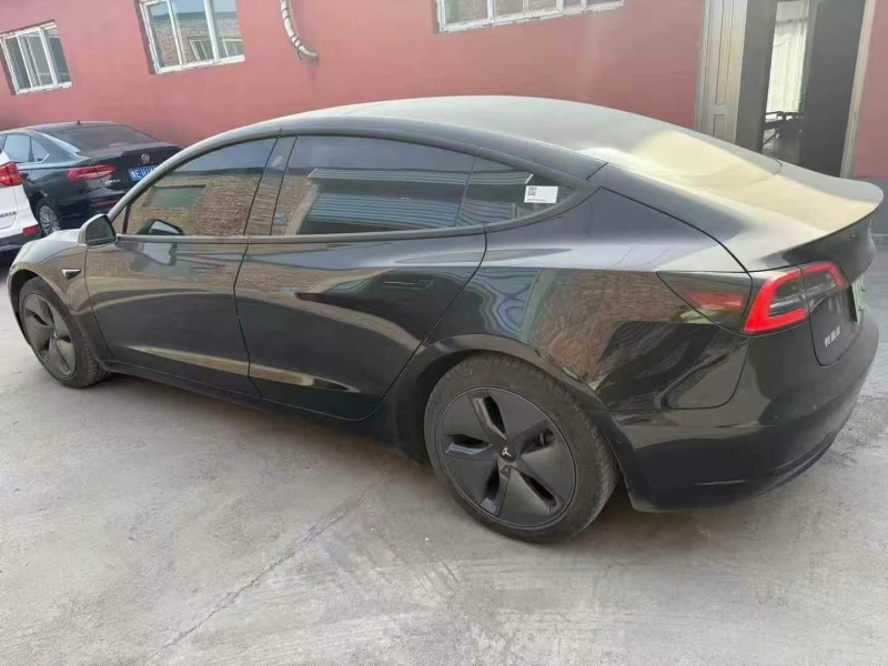 鄭州20年特斯拉MODEL 37