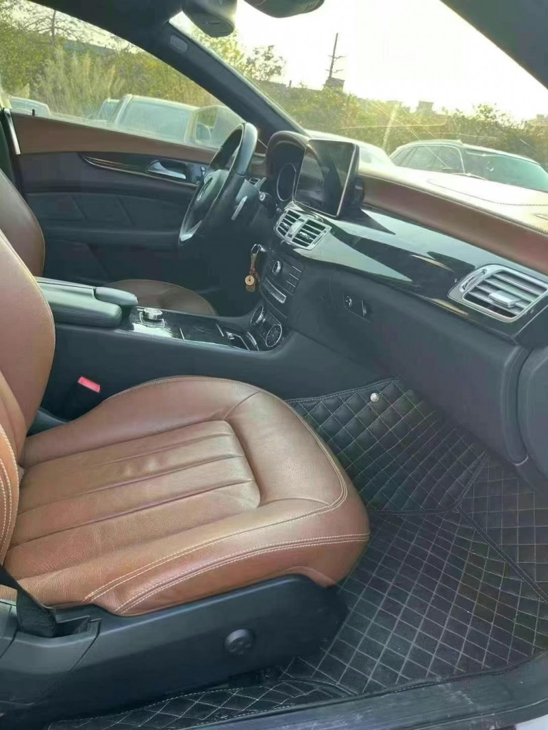 广州16年奔驰CLS9