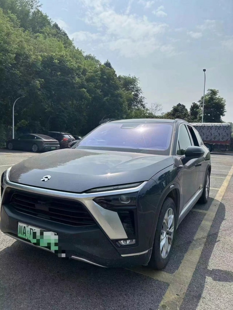 重慶21年蔚來ES83