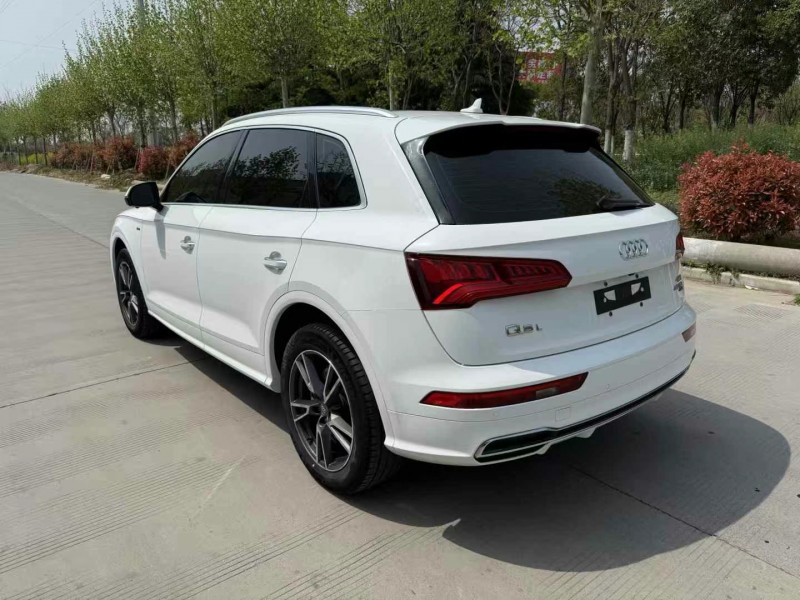 徐州20年奧迪Q56